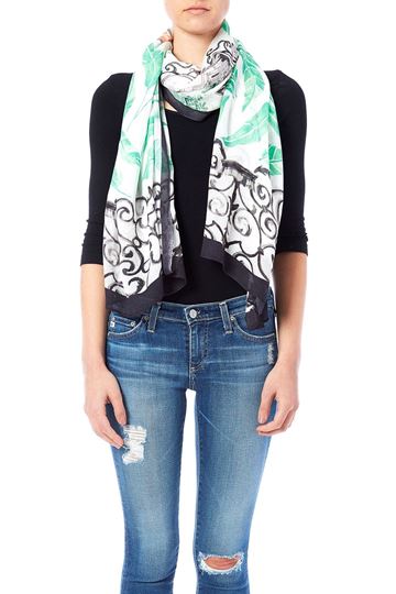 Place d'Armes 100% Modal Scarf