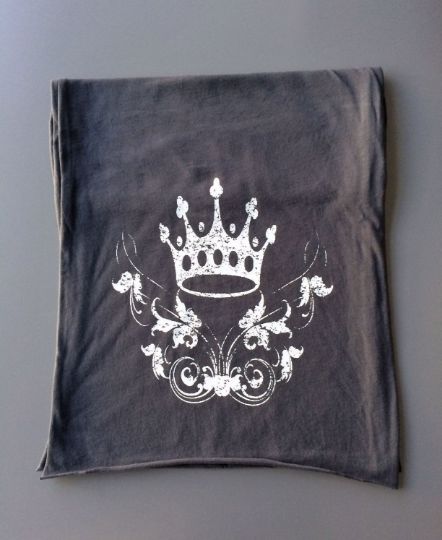 Single Crown & Garland Scarf 